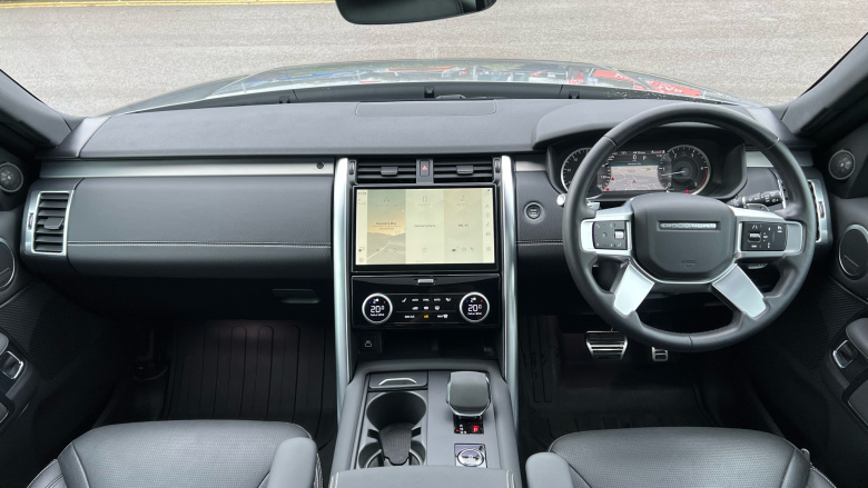 Land Rover Discovery 3.0 D300 R-Dynamic SE 5dr Auto Diesel Station Wagon